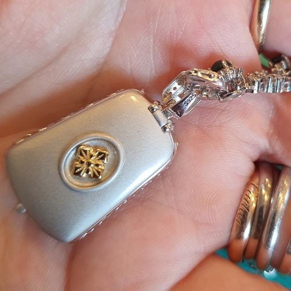 Untreated Guatemala Jadeite Jade Pendant Necklace - Picture 6 of 12